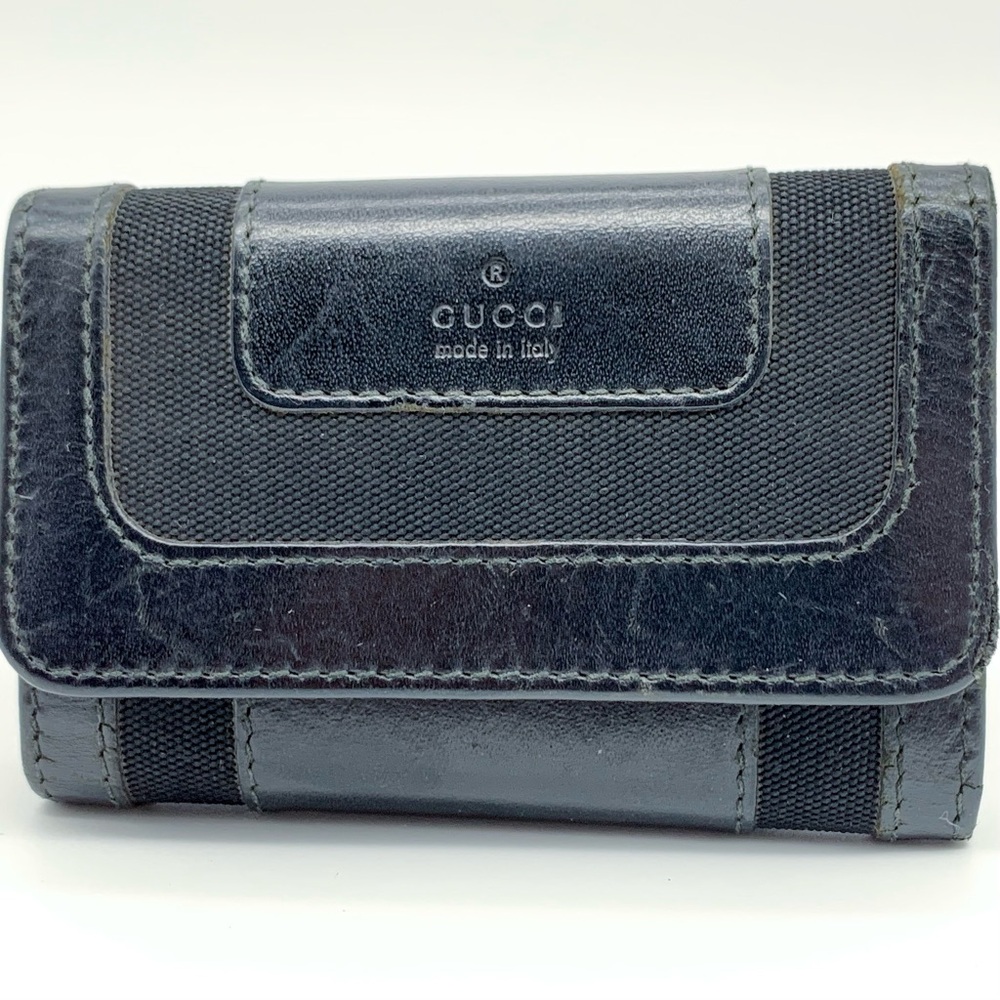 GUCCI 6-Ring Black Leather Key Holder Case